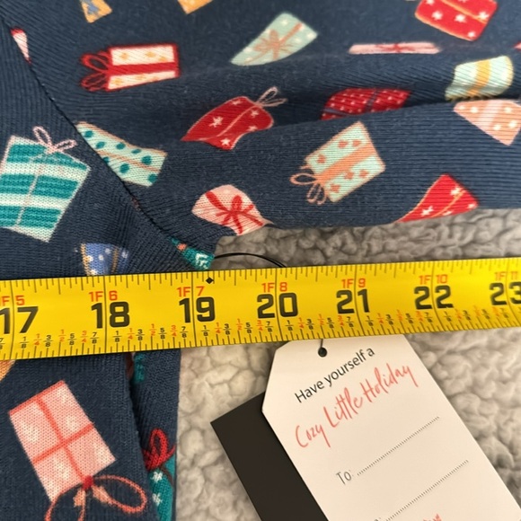 Cuddl Duds Womens M Pajama Top Christmas Holiday NWT Comfortable Soft Lounge - Picture 9 of 10